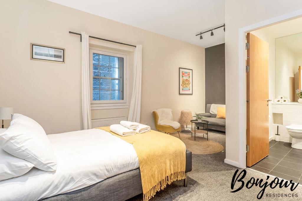 Spacious 2Br-1Ba - Grassmarket - Free Parking By Bonjour Residences Эдинбург Экстерьер фото