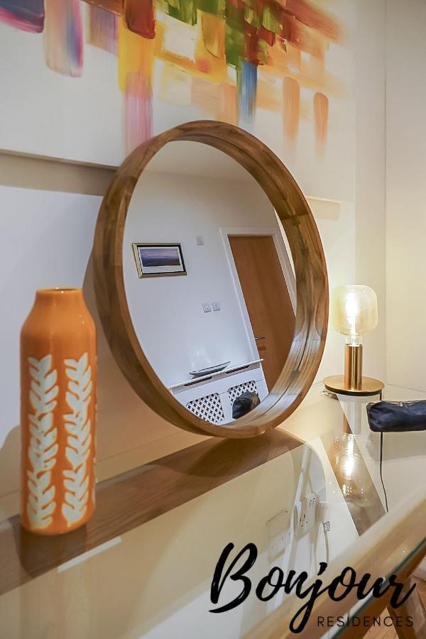 Spacious 2Br-1Ba - Grassmarket - Free Parking By Bonjour Residences Эдинбург Экстерьер фото